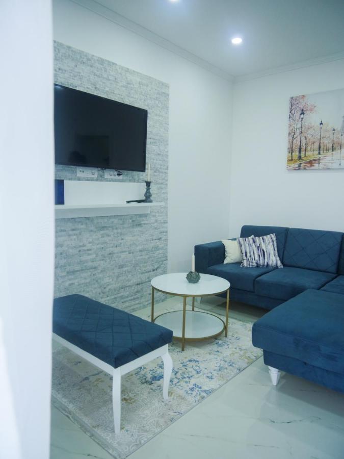 Imperator Apartments Улцинь Екстер'єр фото