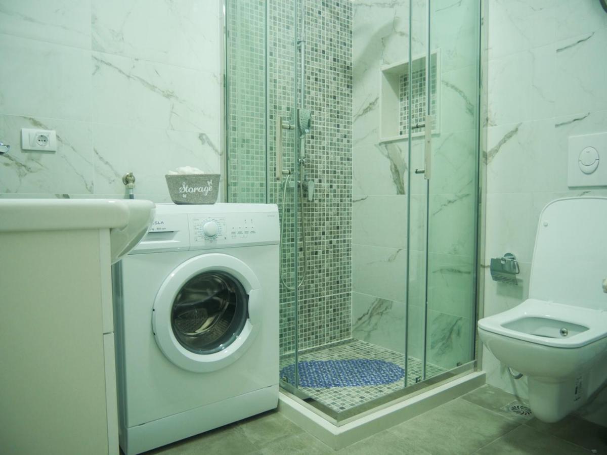 Imperator Apartments Улцинь Екстер'єр фото