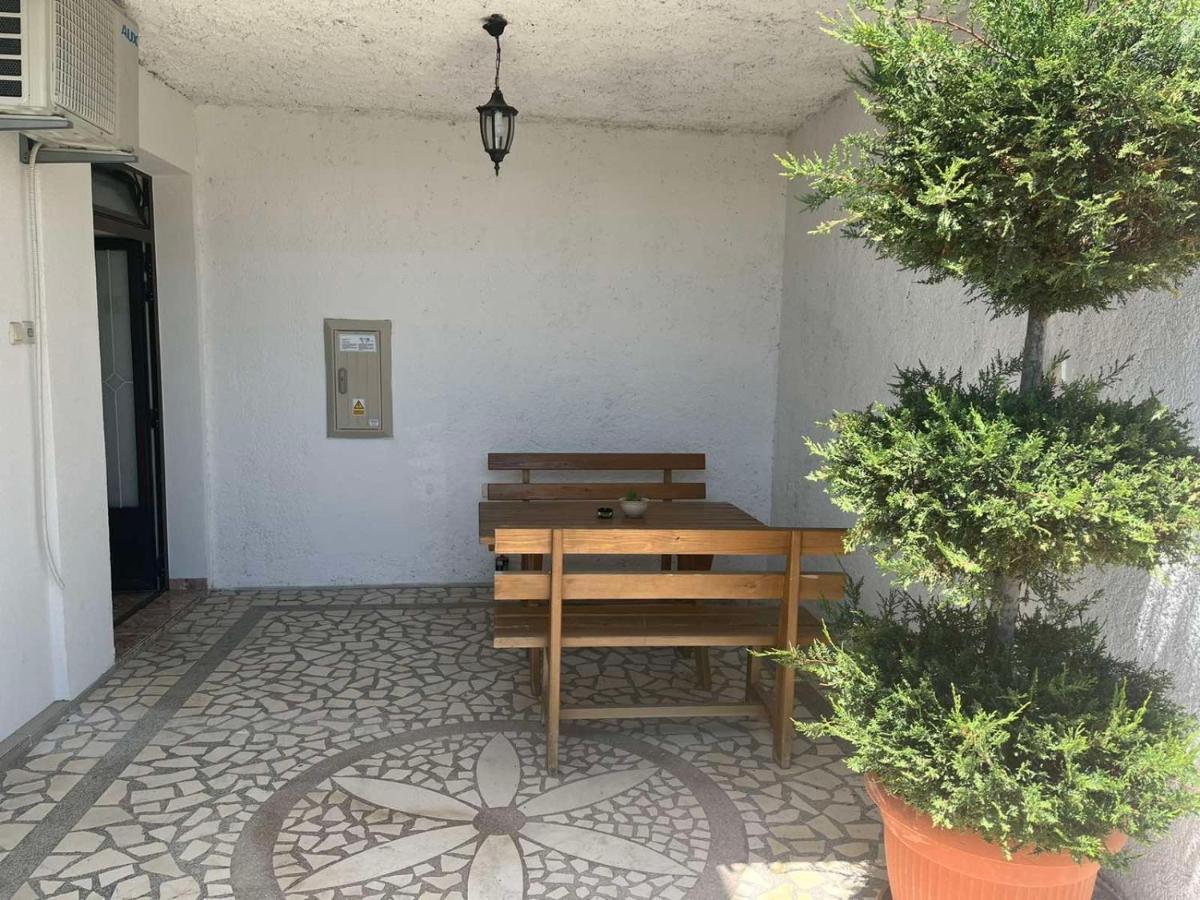 Imperator Apartments Улцинь Екстер'єр фото